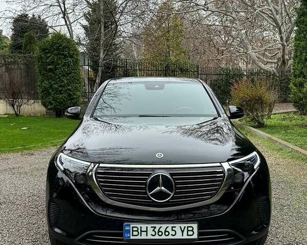 Чорний Мерседес EQC, об'ємом двигуна 0 л та пробігом 36 тис. км за 36900 $, фото 2 на Automoto.ua