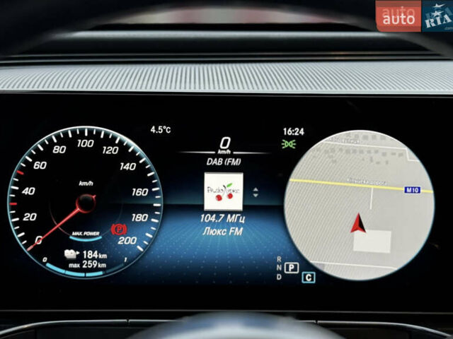 Черный Мерседес EQC, объемом двигателя 0 л и пробегом 41 тыс. км за 44000 $, фото 25 на Automoto.ua