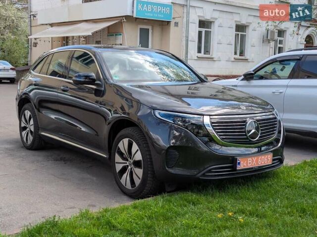 Черный Мерседес EQC, объемом двигателя 0 л и пробегом 2 тыс. км за 47000 $, фото 2 на Automoto.ua