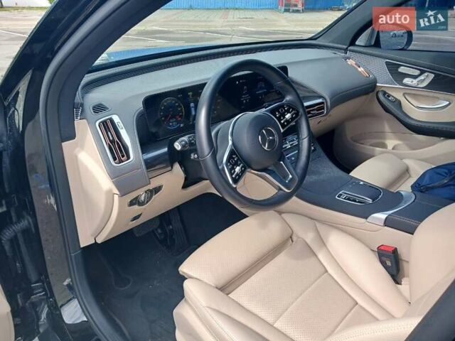 Черный Мерседес EQC, объемом двигателя 0 л и пробегом 29 тыс. км за 60000 $, фото 5 на Automoto.ua