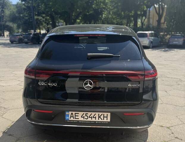 Чорний Мерседес EQC, об'ємом двигуна 0 л та пробігом 24 тис. км за 50500 $, фото 3 на Automoto.ua