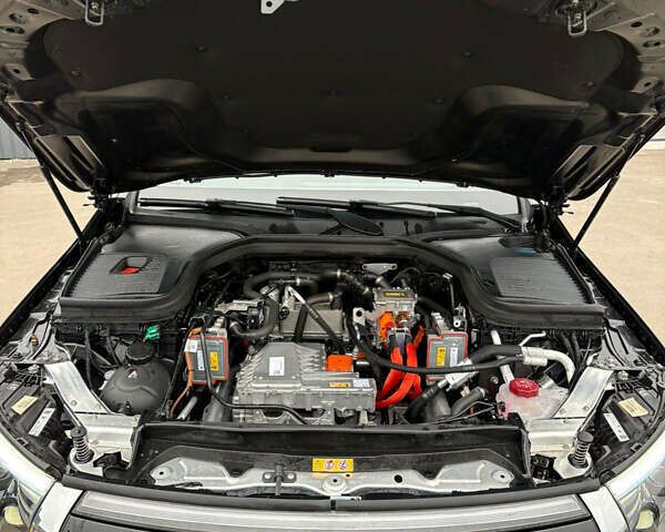 Черный Мерседес EQC, объемом двигателя 0 л и пробегом 27 тыс. км за 37800 $, фото 13 на Automoto.ua