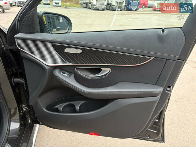Черный Мерседес EQC, объемом двигателя 0 л и пробегом 27 тыс. км за 37800 $, фото 22 на Automoto.ua