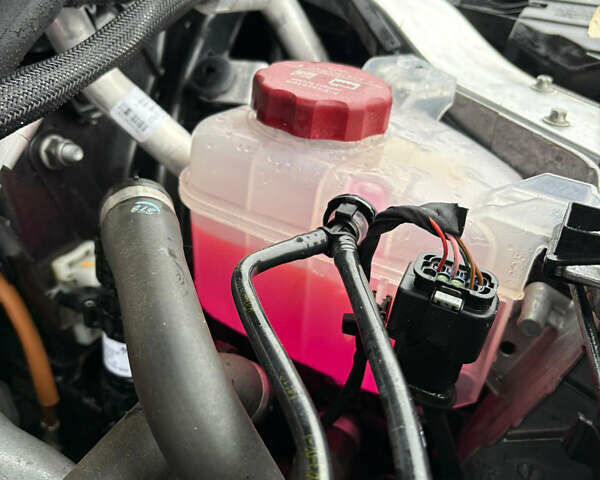 Черный Мерседес EQC, объемом двигателя 0 л и пробегом 27 тыс. км за 37800 $, фото 14 на Automoto.ua