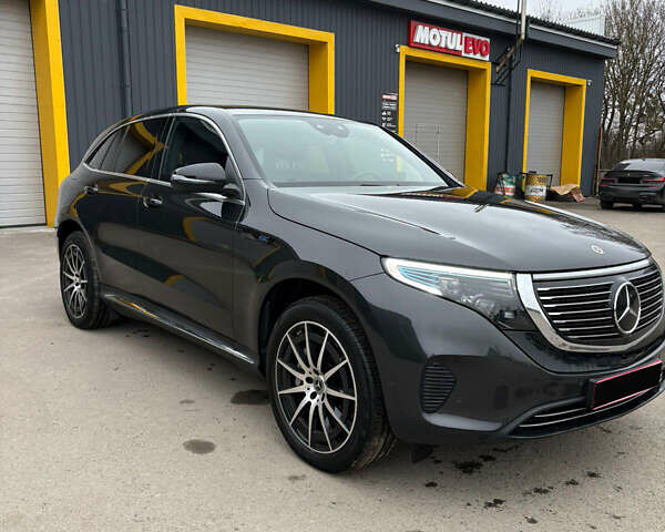 Черный Мерседес EQC, объемом двигателя 0 л и пробегом 27 тыс. км за 37800 $, фото 1 на Automoto.ua