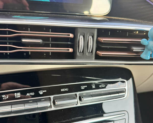 Чорний Мерседес EQC, об'ємом двигуна 0 л та пробігом 1 тис. км за 49000 $, фото 9 на Automoto.ua