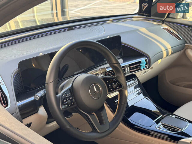 Чорний Мерседес EQC, об'ємом двигуна 0 л та пробігом 1 тис. км за 49000 $, фото 26 на Automoto.ua