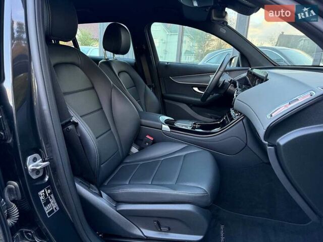 Черный Мерседес EQC, объемом двигателя 0 л и пробегом 2 тыс. км за 45000 $, фото 27 на Automoto.ua