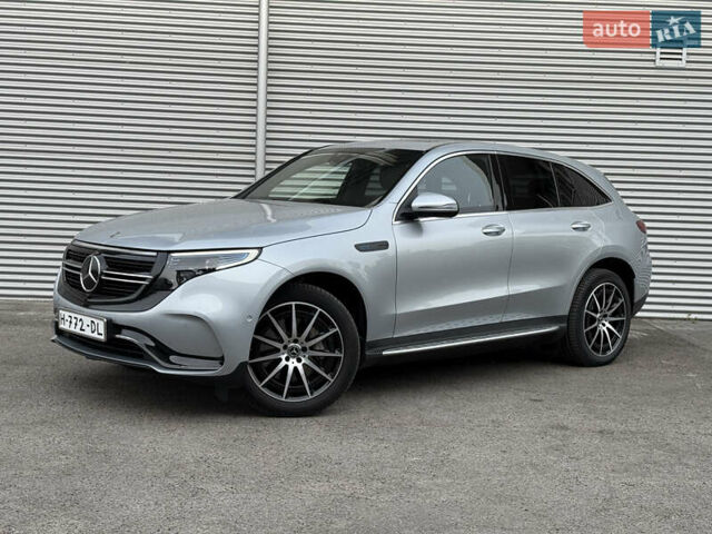 Сірий Мерседес EQC, об'ємом двигуна 0 л та пробігом 71 тис. км за 35850 $, фото 5 на Automoto.ua