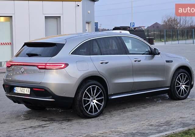 Серый Мерседес EQC, объемом двигателя 0 л и пробегом 111 тыс. км за 30850 $, фото 6 на Automoto.ua