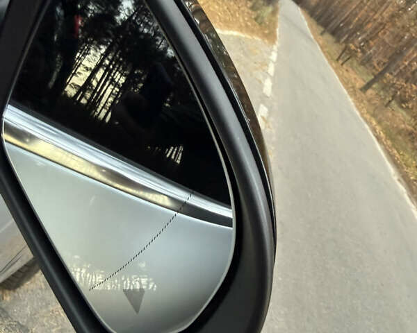 Серый Мерседес EQC, объемом двигателя 0 л и пробегом 70 тыс. км за 36000 $, фото 21 на Automoto.ua