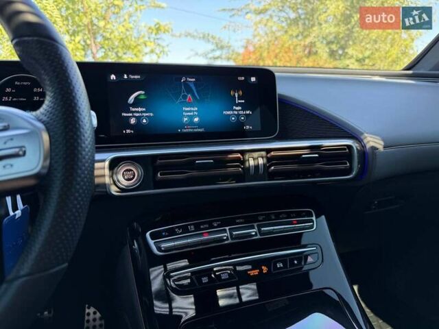 Сірий Мерседес EQC, об'ємом двигуна 0 л та пробігом 62 тис. км за 45500 $, фото 53 на Automoto.ua