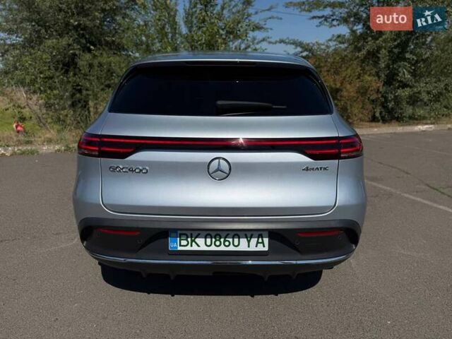 Сірий Мерседес EQC, об'ємом двигуна 0 л та пробігом 62 тис. км за 45500 $, фото 24 на Automoto.ua