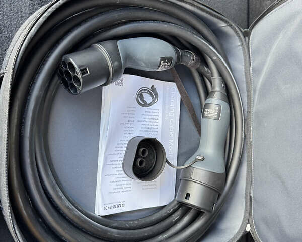 Серый Мерседес EQC, объемом двигателя 0 л и пробегом 118 тыс. км за 34999 $, фото 63 на Automoto.ua