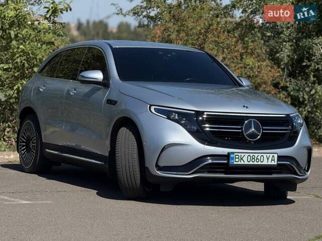 Сірий Мерседес EQC, об'ємом двигуна 0 л та пробігом 62 тис. км за 45500 $, фото 3 на Automoto.ua