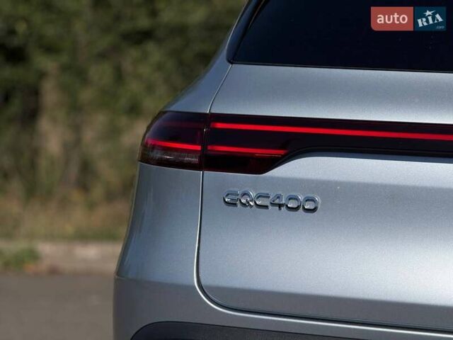 Сірий Мерседес EQC, об'ємом двигуна 0 л та пробігом 62 тис. км за 45500 $, фото 19 на Automoto.ua