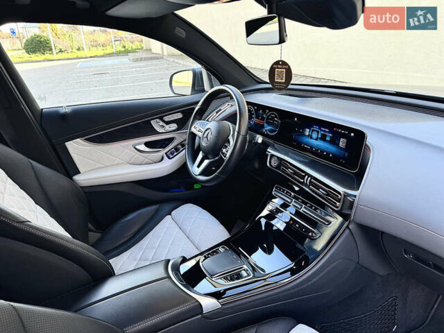 Серый Мерседес EQC, объемом двигателя 0 л и пробегом 118 тыс. км за 34999 $, фото 41 на Automoto.ua