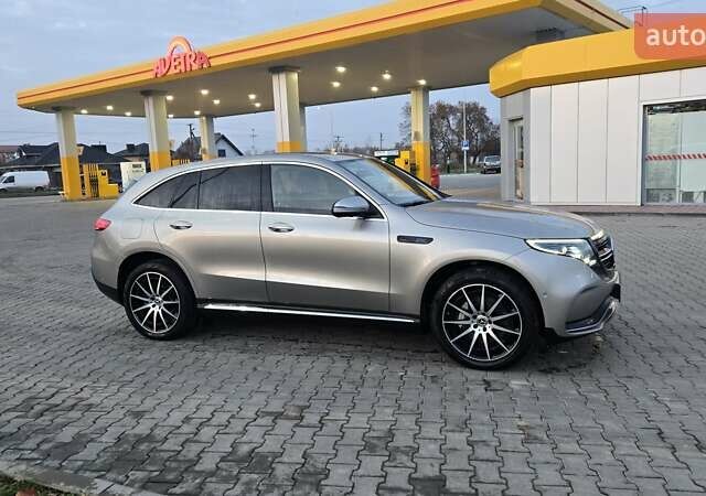 Серый Мерседес EQC, объемом двигателя 0 л и пробегом 111 тыс. км за 30850 $, фото 3 на Automoto.ua