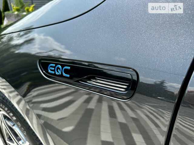 Серый Мерседес EQC, объемом двигателя 0 л и пробегом 18 тыс. км за 58999 $, фото 12 на Automoto.ua