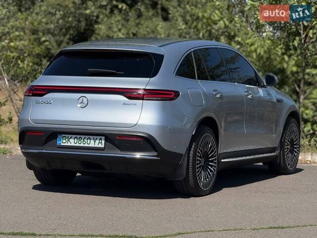 Сірий Мерседес EQC, об'ємом двигуна 0 л та пробігом 62 тис. км за 45500 $, фото 16 на Automoto.ua