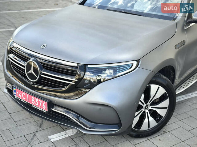 Серый Мерседес EQC, объемом двигателя 0 л и пробегом 118 тыс. км за 34999 $, фото 21 на Automoto.ua