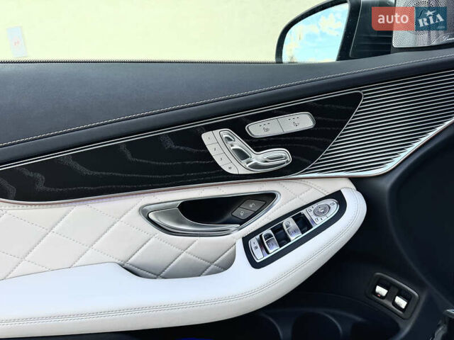 Серый Мерседес EQC, объемом двигателя 0 л и пробегом 118 тыс. км за 34999 $, фото 73 на Automoto.ua