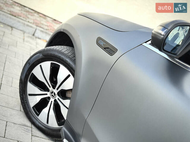 Серый Мерседес EQC, объемом двигателя 0 л и пробегом 118 тыс. км за 34999 $, фото 26 на Automoto.ua