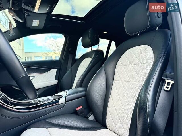 Серый Мерседес EQC, объемом двигателя 0 л и пробегом 118 тыс. км за 34999 $, фото 70 на Automoto.ua