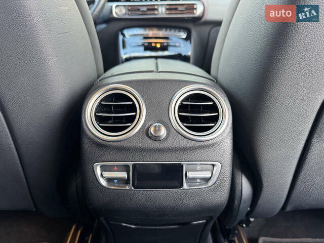 Серый Мерседес EQC, объемом двигателя 0 л и пробегом 118 тыс. км за 34999 $, фото 51 на Automoto.ua