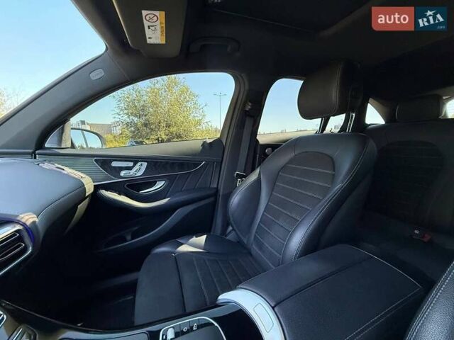 Сірий Мерседес EQC, об'ємом двигуна 0 л та пробігом 62 тис. км за 45500 $, фото 71 на Automoto.ua