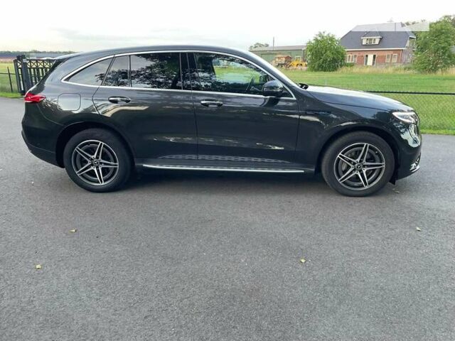 Серый Мерседес EQC, объемом двигателя 0 л и пробегом 124 тыс. км за 35699 $, фото 5 на Automoto.ua