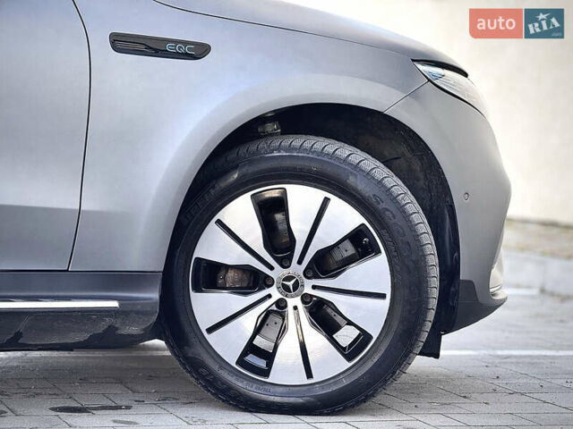 Серый Мерседес EQC, объемом двигателя 0 л и пробегом 118 тыс. км за 34999 $, фото 29 на Automoto.ua