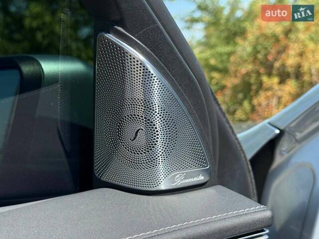 Сірий Мерседес EQC, об'ємом двигуна 0 л та пробігом 62 тис. км за 45500 $, фото 35 на Automoto.ua