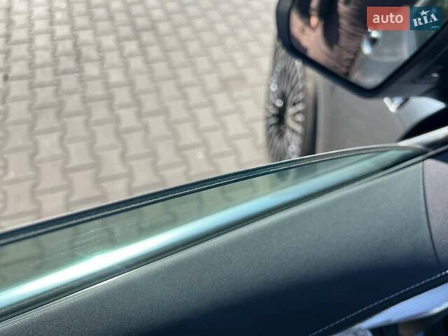 Серый Мерседес EQC, объемом двигателя 0 л и пробегом 120 тыс. км за 33800 $, фото 24 на Automoto.ua