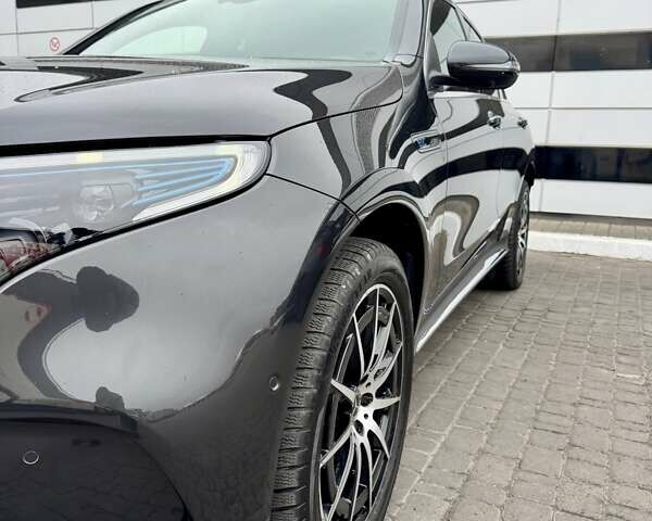 Сірий Мерседес EQC, об'ємом двигуна 0 л та пробігом 138 тис. км за 30500 $, фото 12 на Automoto.ua