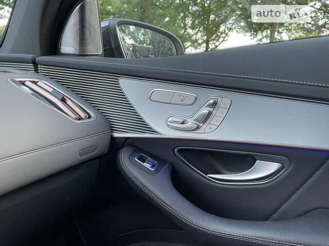 Серый Мерседес EQC, объемом двигателя 0 л и пробегом 124 тыс. км за 35699 $, фото 19 на Automoto.ua