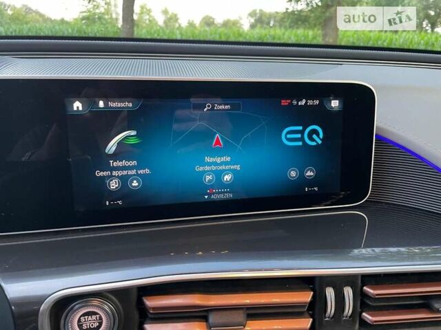 Серый Мерседес EQC, объемом двигателя 0 л и пробегом 124 тыс. км за 35699 $, фото 11 на Automoto.ua