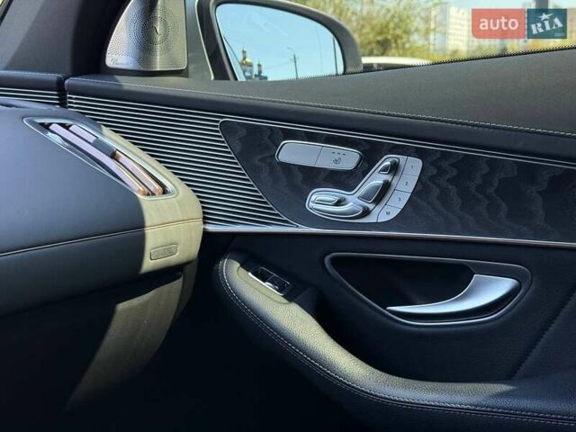 Сірий Мерседес EQC, об'ємом двигуна 0 л та пробігом 62 тис. км за 45500 $, фото 72 на Automoto.ua