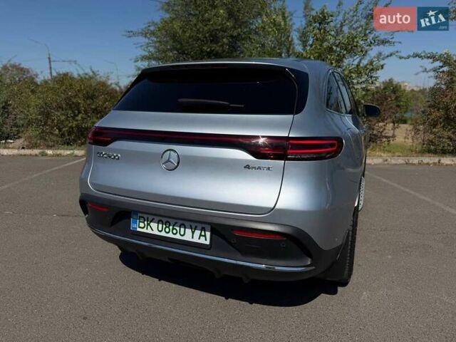 Сірий Мерседес EQC, об'ємом двигуна 0 л та пробігом 62 тис. км за 45500 $, фото 23 на Automoto.ua
