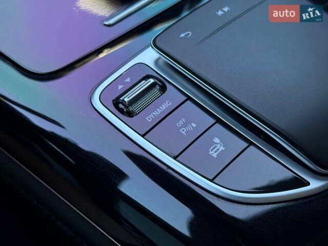 Сірий Мерседес EQC, об'ємом двигуна 0 л та пробігом 62 тис. км за 45500 $, фото 64 на Automoto.ua