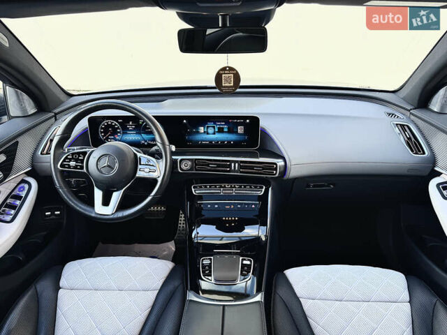 Серый Мерседес EQC, объемом двигателя 0 л и пробегом 118 тыс. км за 34999 $, фото 50 на Automoto.ua