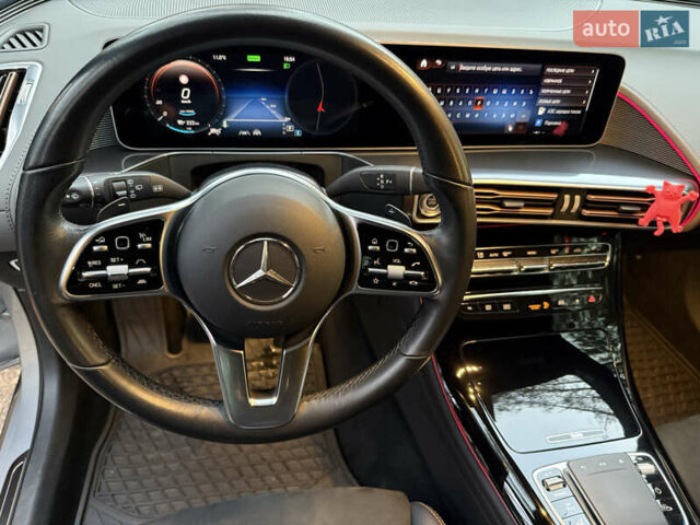 Серый Мерседес EQC, объемом двигателя 0 л и пробегом 70 тыс. км за 36000 $, фото 23 на Automoto.ua