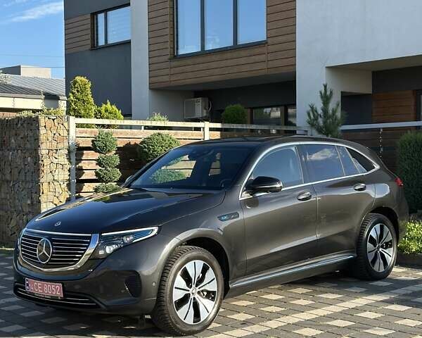 Серый Мерседес EQC, объемом двигателя 0 л и пробегом 25 тыс. км за 36750 $, фото 15 на Automoto.ua