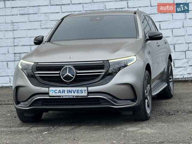 Серый Мерседес EQC, объемом двигателя 0 л и пробегом 58 тыс. км за 31999 $, фото 5 на Automoto.ua