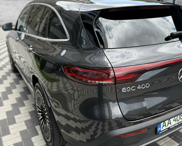 Серый Мерседес EQC, объемом двигателя 0 л и пробегом 74 тыс. км за 38300 $, фото 6 на Automoto.ua