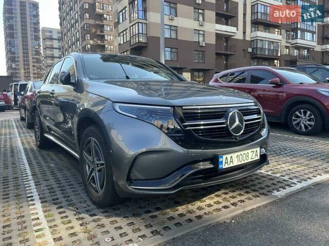 Серый Мерседес EQC, объемом двигателя 0 л и пробегом 25 тыс. км за 39500 $, фото 2 на Automoto.ua