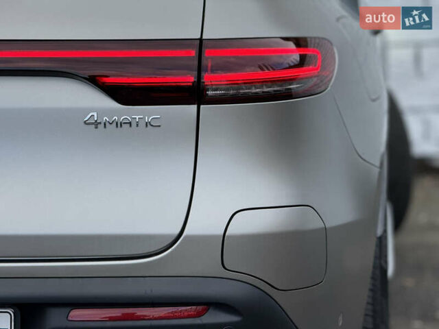Серый Мерседес EQC, объемом двигателя 0 л и пробегом 58 тыс. км за 31999 $, фото 12 на Automoto.ua