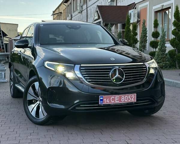 Серый Мерседес EQC, объемом двигателя 0 л и пробегом 25 тыс. км за 36750 $, фото 29 на Automoto.ua