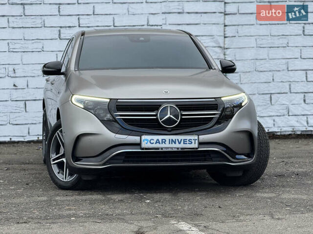 Серый Мерседес EQC, объемом двигателя 0 л и пробегом 58 тыс. км за 31999 $, фото 2 на Automoto.ua