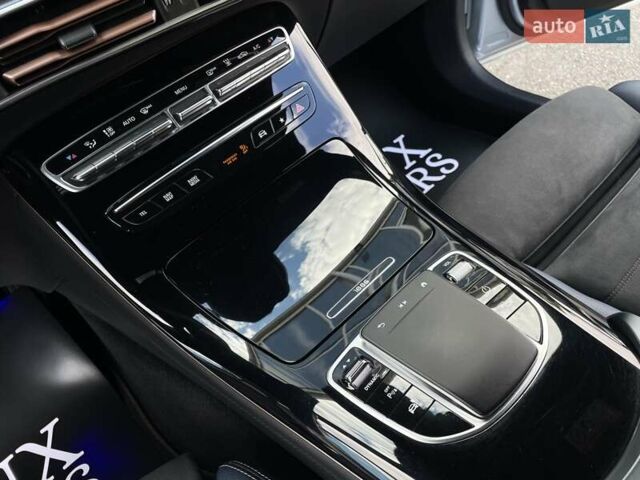 Сірий Мерседес EQC, об'ємом двигуна 0 л та пробігом 102 тис. км за 34900 $, фото 58 на Automoto.ua
